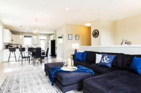 *Executive Home* Long Stays - Garage - WiFi & NFLX